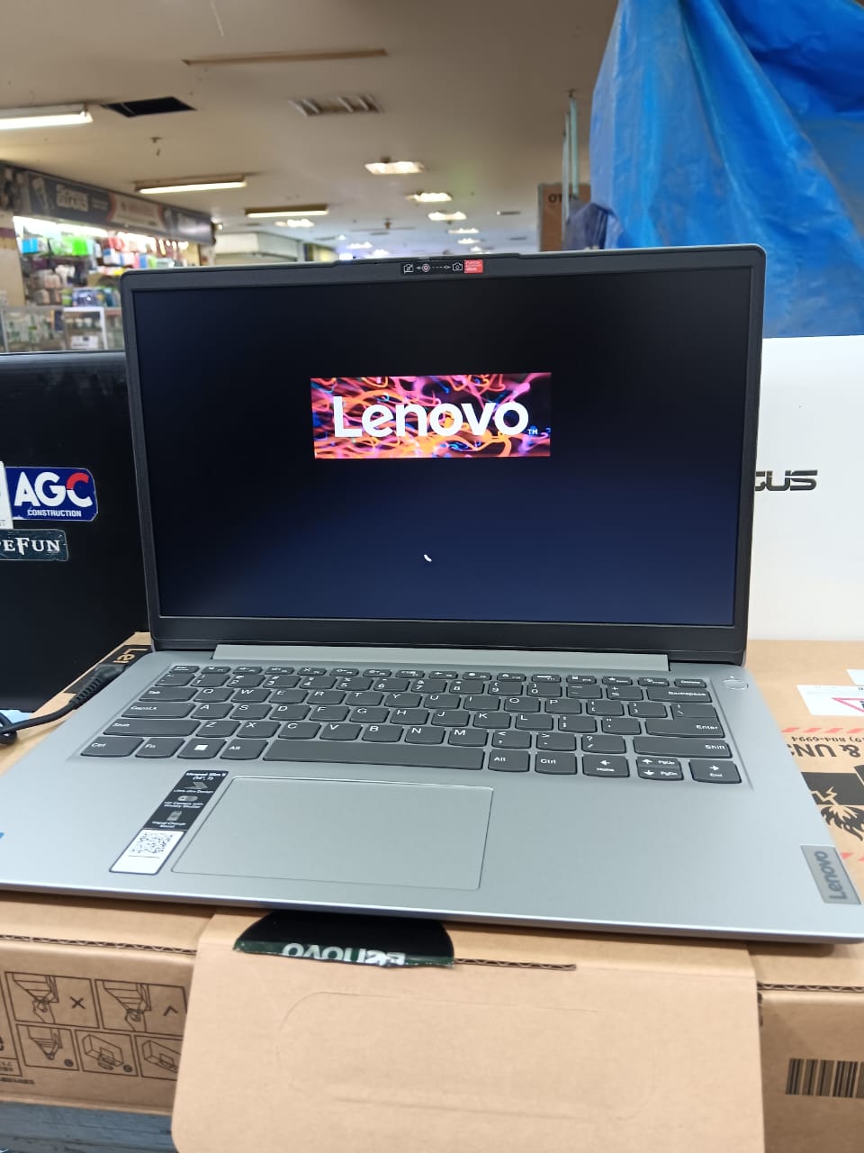 Laptop & Komputer